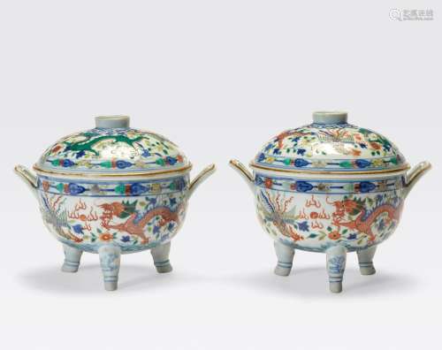A PAIR OF WUCAI ENAMELED COVERED FOOD WARMERSWITH LINERS