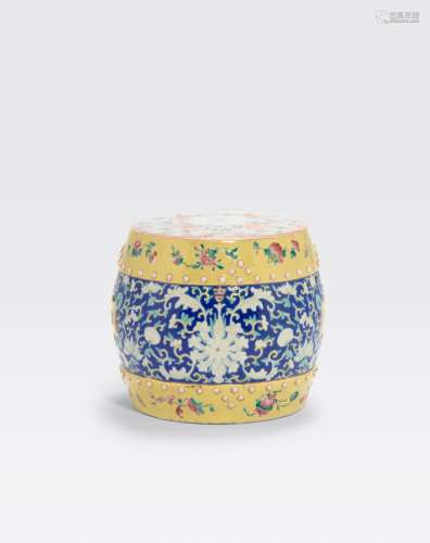 A SMALL FAMILLE ROSE ENAMELED DRUM SHAPED STAND