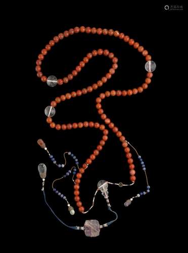 A ROCK CRYSTAL AND CARNELIAN COURT NECKLACE,CHAOZHU