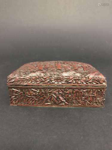 A RED LACQUER BOX WITH COVER