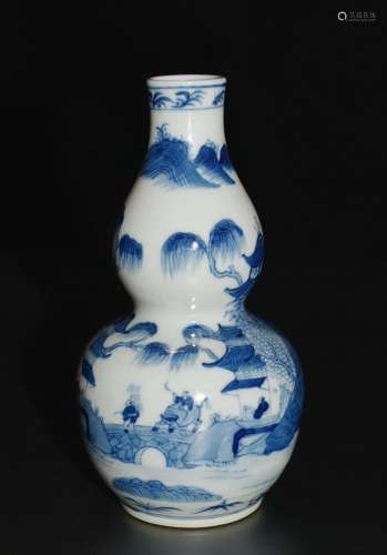 A BLUE AND WHITE DOUBLE GOURD VASE, KANGXI FOUR-CHARACTER MARK