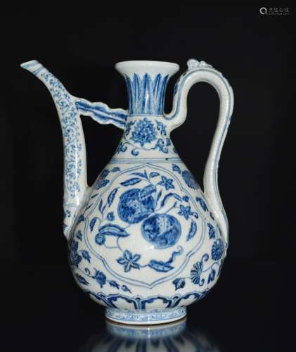A BLUE AND WHITE EWER, XUEDE SIX-CHARACTER MARK