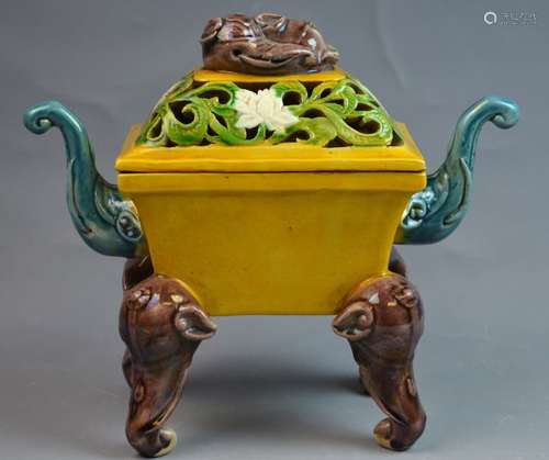 Chinese Famille Verte Porcelain Incense Burner