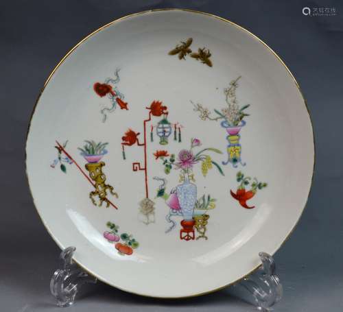 Chinese Famille Rose Porcelain Plates