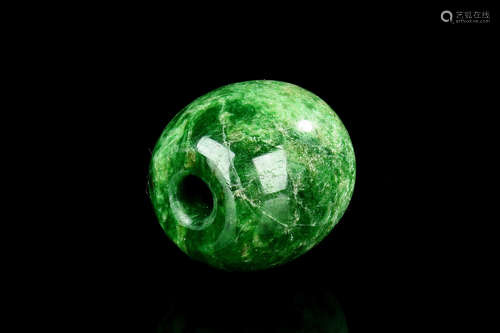 JADEITE BEAD ORNAMENT