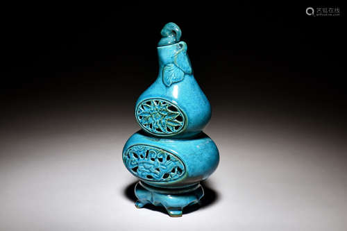 MONOCHROME BLUE GLAZED AND CARVED DOUBLE GOURD VASE