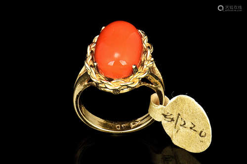 14K GOLD CORAL RING