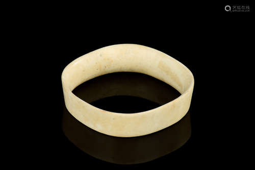 LIANGZHU CULTURE JADE BANGLE BRACELET