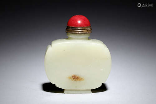 CELADON JADE CARVED SNUFF BOTTLE