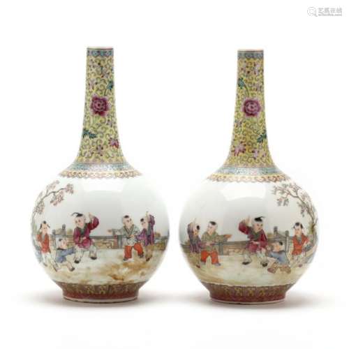 A Mirror Pair of Chinese Republic Style Bottle Vases