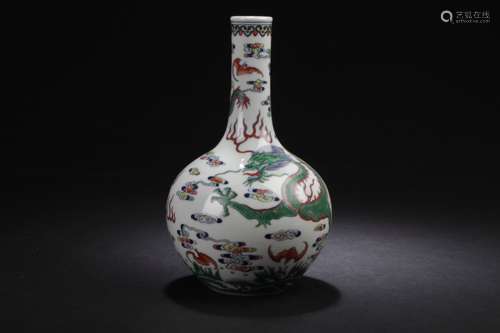 A Narrow-opening Chinese Dragon-decorating Porcelain Vase