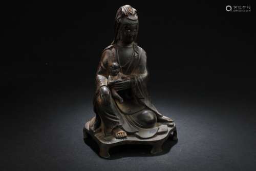 A Seated Chinese Guanyin Estate Buddha Statue Display