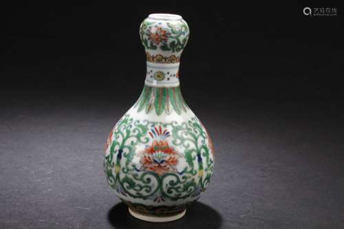 A Chinese Narrow-opening Plant-filled Fortune Porcelain Vase Display