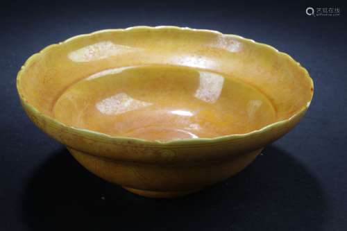 A Yellow-overlay Chinese Porcelain Bowl Display