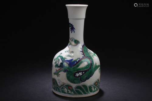 A Narrow-opening Chinese Porcelain Dragon-decorating Fortune Vase