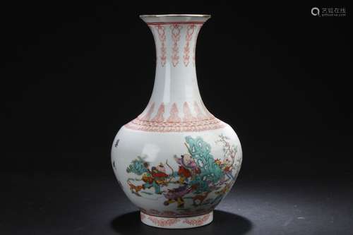 A Kid-fortune Chinese Story-telling Estate Porcelain Vase