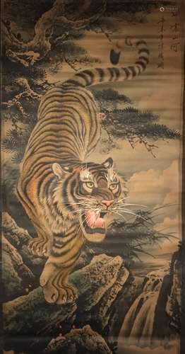 A Chinese Tiger-portrat Vivid Estate Scroll Display