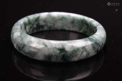 An Estate Chinese Bangle