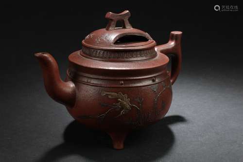 A Word-framing Landscape Chinese Estate Tea Pot