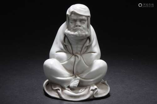 A Pondering-seated Chinese Porcelain Buddha Statue