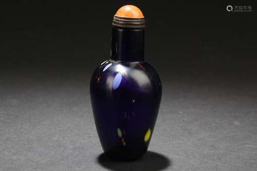 A Color-overlay Chinese Estate Navy Snuff Bottle