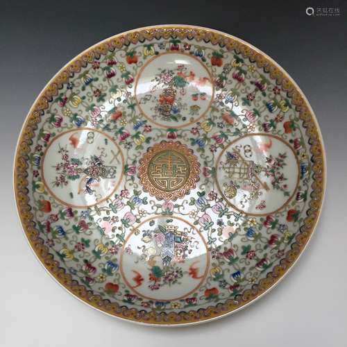 A BIG CHINESE ANTIQUE FAMILL ROSE PORCELAIN PLATE, MARKED,19C