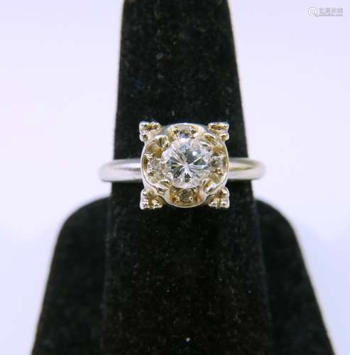 14K WHITE GOLD DIAMOND RING