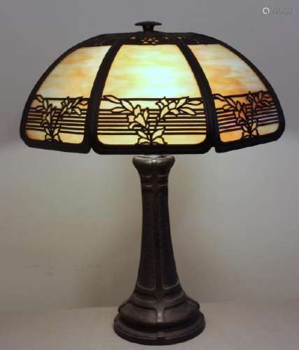 UNSIGNED. Handel Style Arts and Crafts Table Lamp.