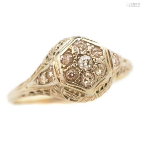 Vintage Diamond, 18k White Gold Ring.