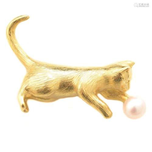 Tiffany & Co. Cultured Pearl, 18k Yellow Gold Cat
