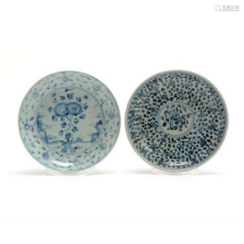 Two Chinese Export Underglaze Blue Dishes, Ming Dynasty