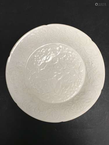 Song D., A Ding Ware Dish