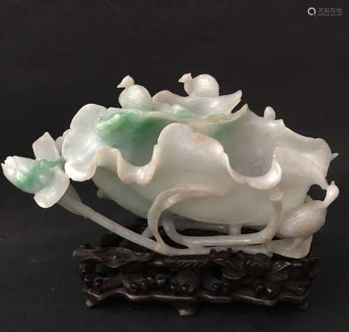 Qing D., A Jadeite Carved Washer with Wood Stand