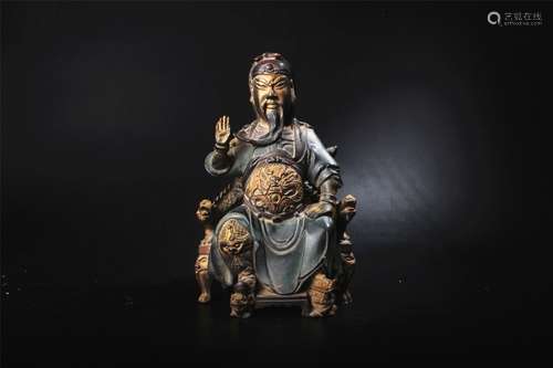 Qing D., A Gilt Bronze Guangong Sculpture