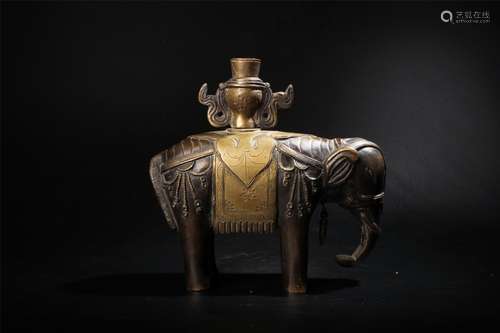 Qing D., A Bronze Elephant Sculpture