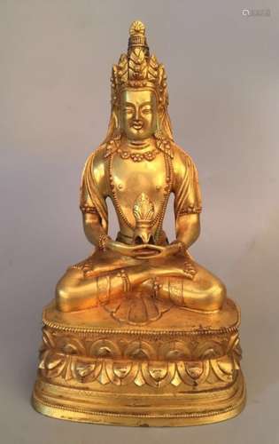 A Gilt Bronze Buddha Figure