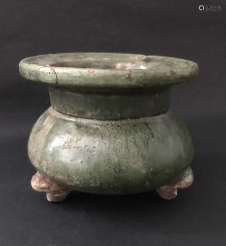 Han D., A Green Glaze Tripod Censer