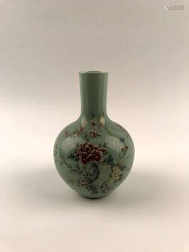 Chinese Famille Rose Vase