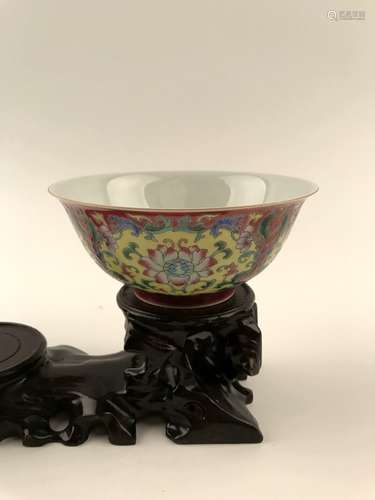 Chinese Famille Rose Bowl with Kangxi Mark