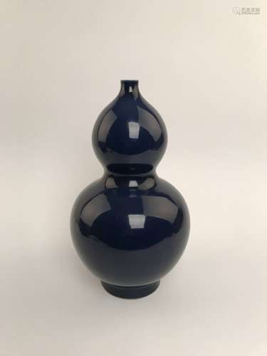 Chinese Blue Double Gourd Vase with Kangxi Mark