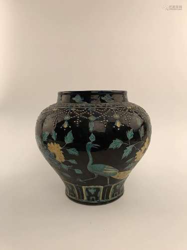 Chinese Ming Type Bird Jar