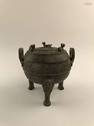 Fine Chinese Bronze Food Container