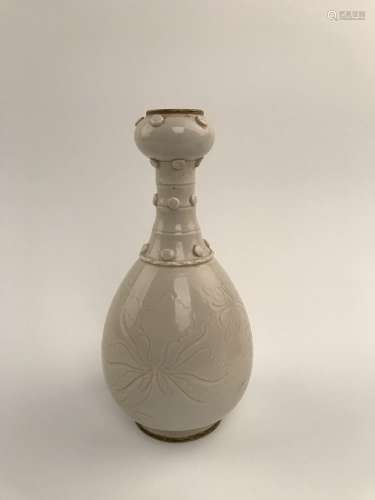 Chinese Ding Yao Bottle with Song Mark