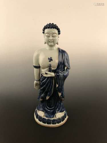 Fine Chinese Porcelain Buddha