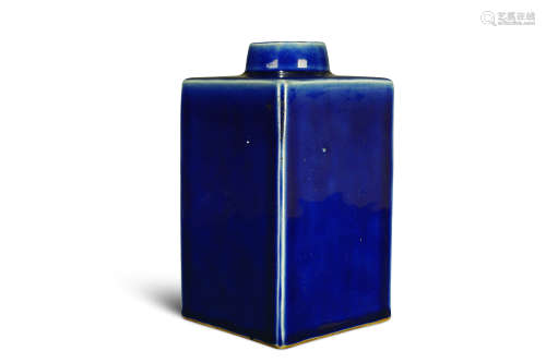 清 霁蓝釉方瓶