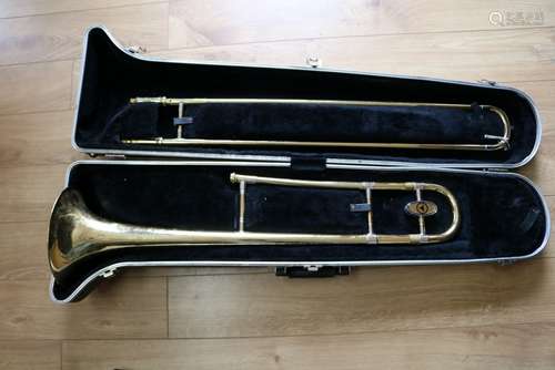 Collegaite Holton Trombone in original case