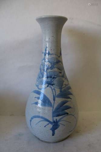 Blue & White Hand Painted Asian Pottery Vase