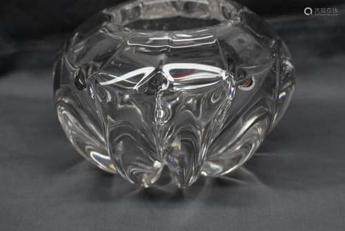 Clear Art Glass rose Bowl