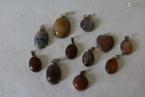 Lot of 11 Jewelry Pendants