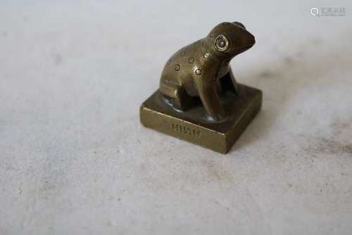 Carved Brass Chinese Frog Chop/Stamp